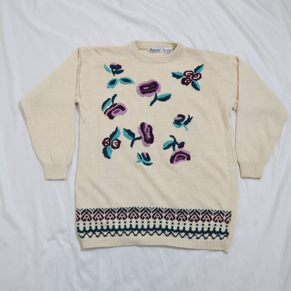 Vintage 90s cream and purple floral embroidered knit sweater L